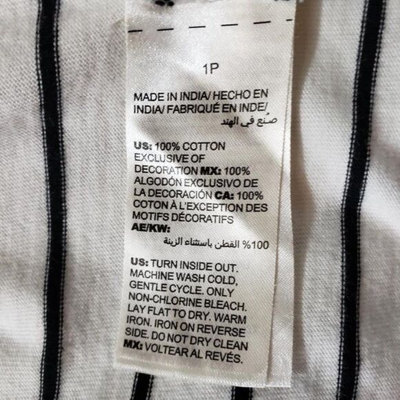 Chico’s Striped Floral Shoulder Tee Top White Black Red Cotton Size 1P - Picture 7 of 14